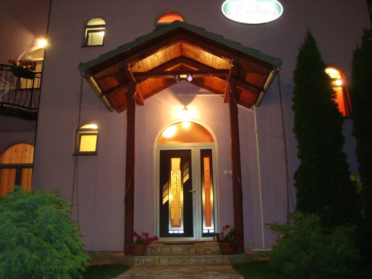 Vila Madams - Palic-Serbia ภายนอก รูปภาพ