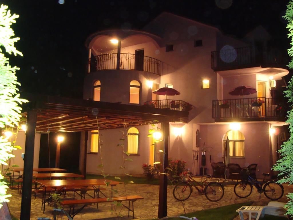 Vila Madams - Palic-Serbia ภายนอก รูปภาพ